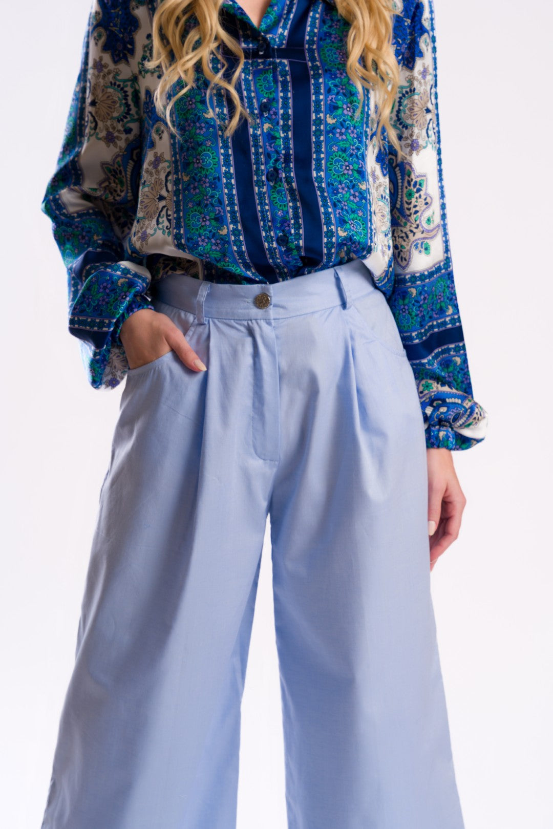 Lavender Wide-Leg Pleated Pants