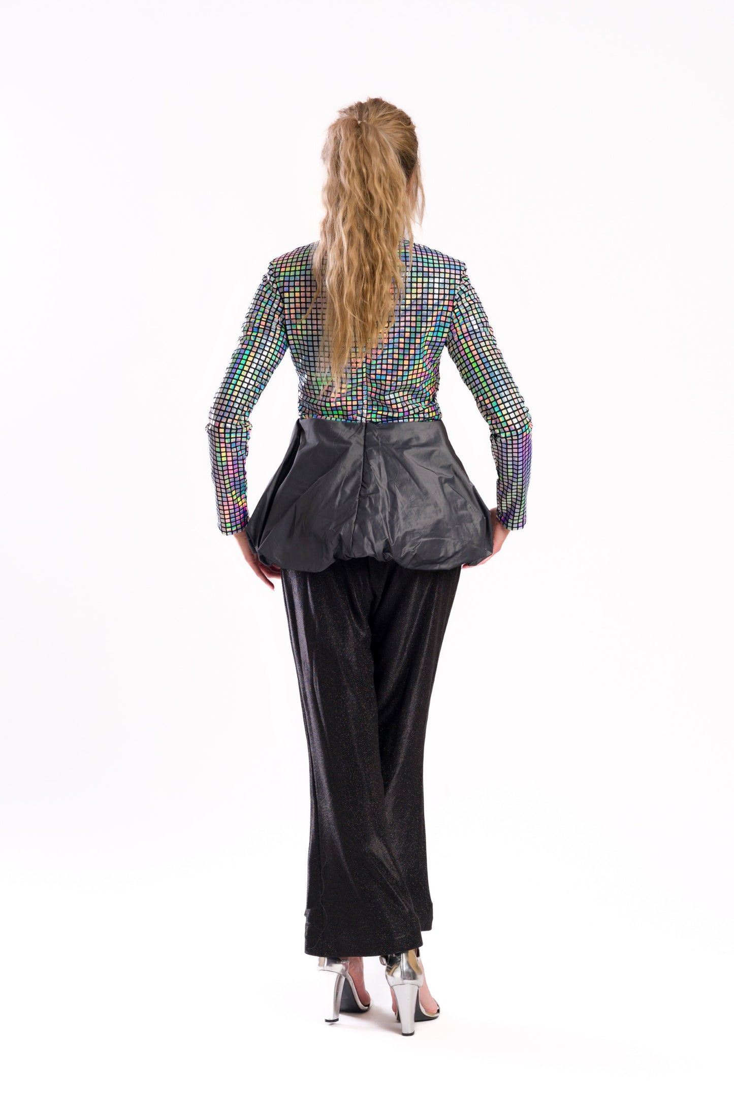 Long sleeved glittered top with ruffle